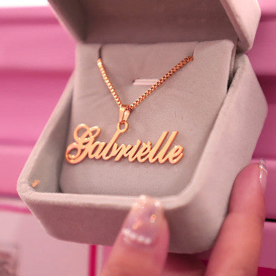 Personalize name necklace