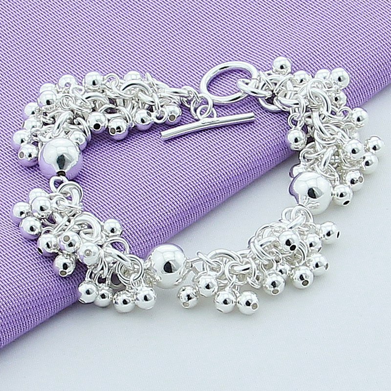 Fashionable Grape Beads Bracelet in Trendy Style