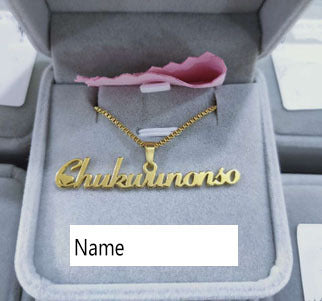 Personalize name necklace